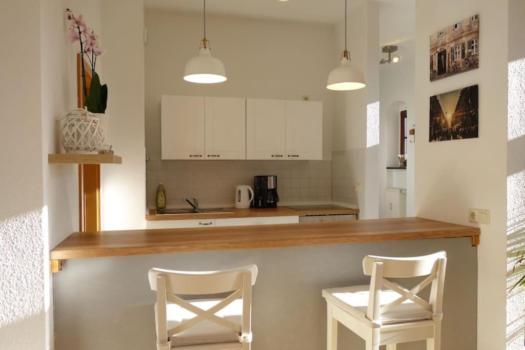 Appartement Cosy Studio, Sunny Balcony In It-district Neustadt *