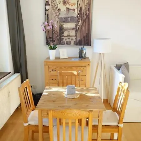 Cosy Studio, Sunny Balcony In It-District Neustadt Dresden Exterior photo