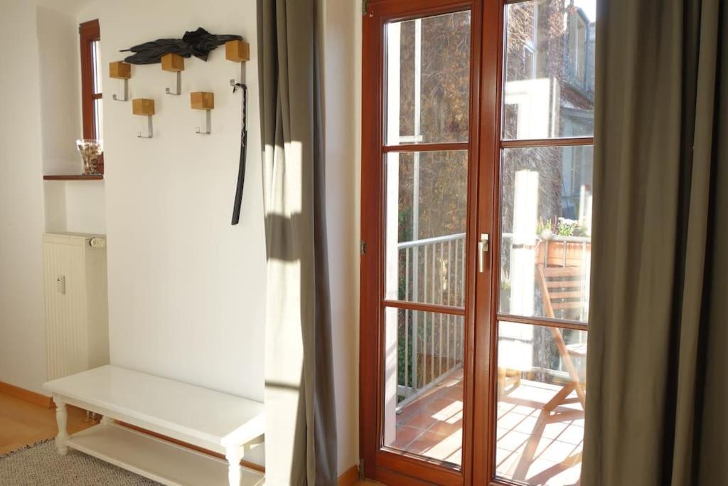 Cosy Studio, Sunny Balcony In It-district Neustadt * Dresden